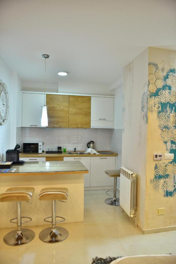Design Apartment Premium Spa Lux: Dubai-Inspired Wellness Retreat Cuprija Exterior photo