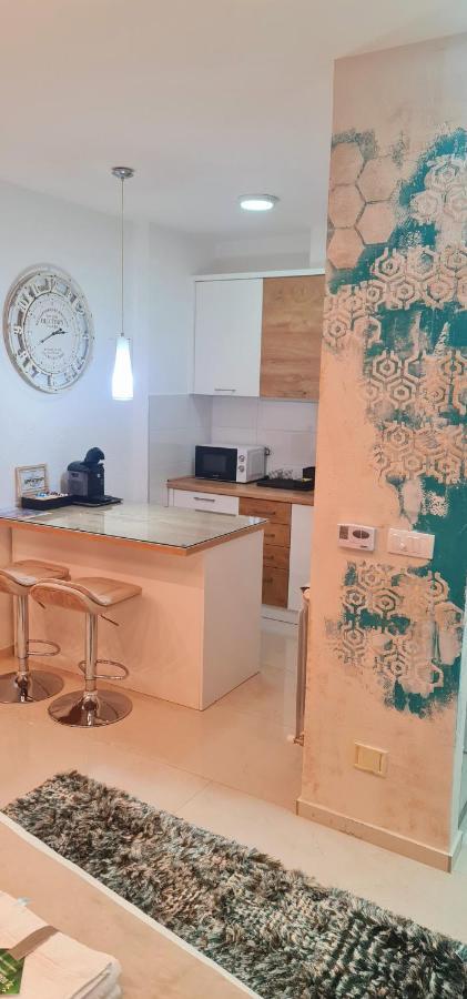 Design Apartment Premium Spa Lux: Dubai-Inspired Wellness Retreat Cuprija Exterior photo