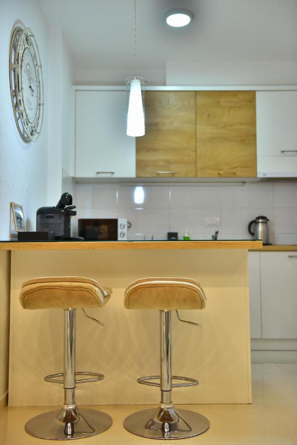 Design Apartment Premium Spa Lux: Dubai-Inspired Wellness Retreat Cuprija Exterior photo